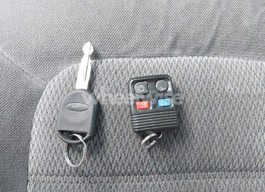 Photo 11 of 2005 Ford Explorer XLT/XLT SPORT (VIN 1FMZU73K45ZA17254)