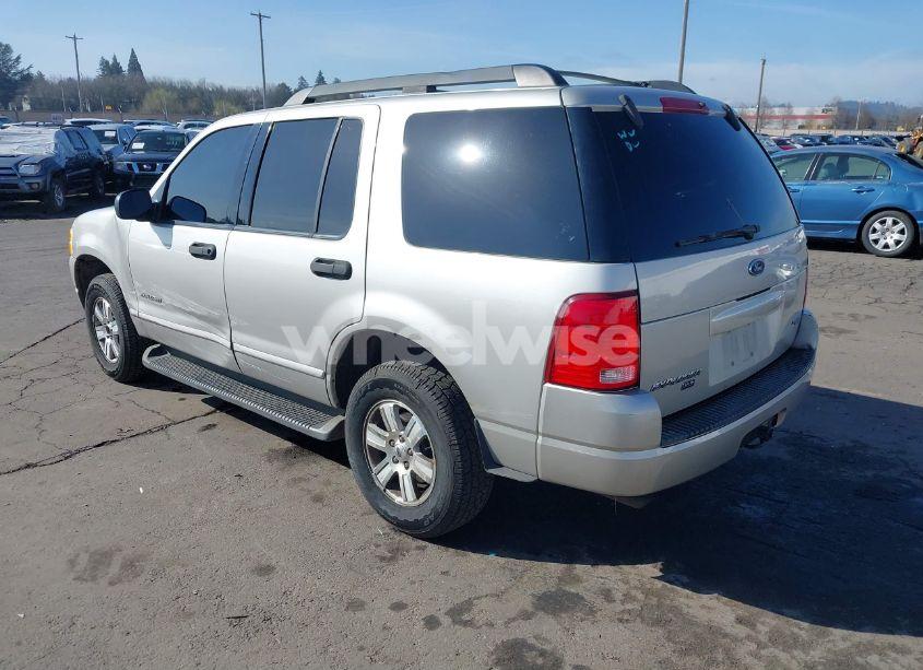Photo 3 of 2005 Ford Explorer XLT/XLT SPORT (VIN 1FMZU73K45ZA17254)