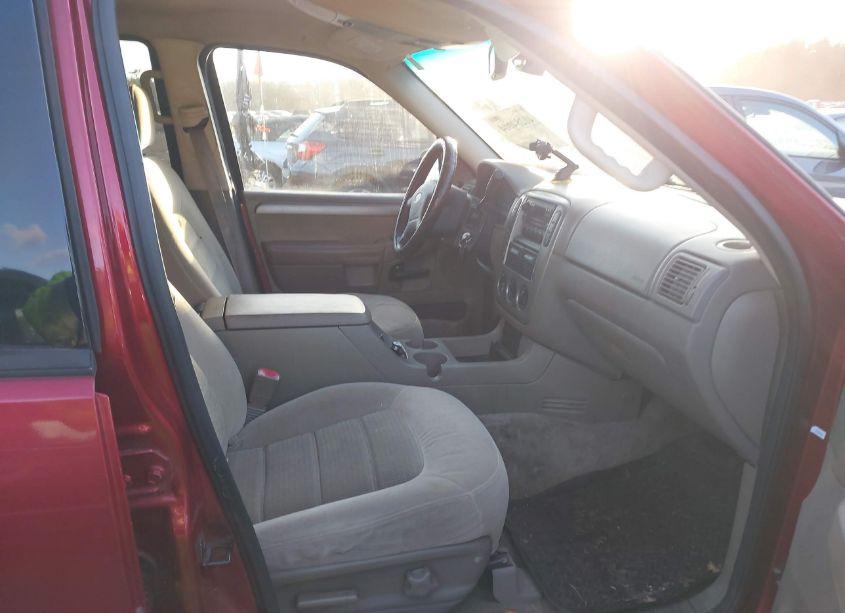 Photo 5 of 2004 Ford Explorer NBX/XLT (VIN 1FMZU73K54UB25796)