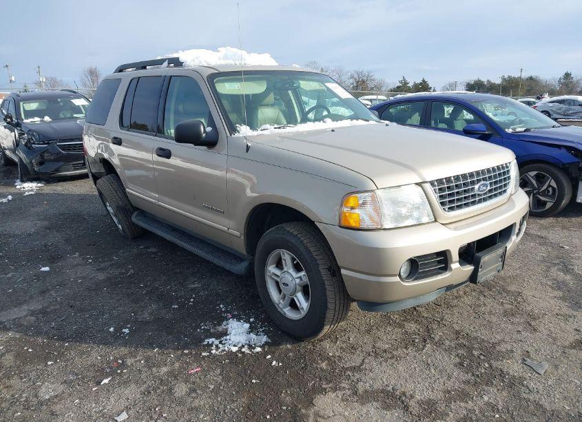 2005 Ford Explorer XLT/XLT SPORT (VIN 1FMZU73K55UA74303) main photo
