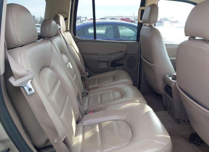 Photo 8 of 2005 Ford Explorer XLT/XLT SPORT (VIN 1FMZU73K55UA74303)