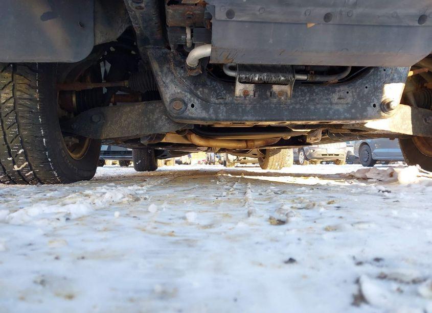 Photo 15 of 2005 Ford Explorer XLT/XLT SPORT (VIN 1FMZU73K55UB16209)