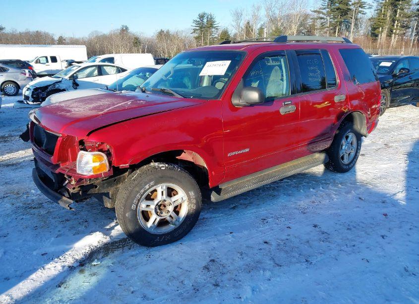 Photo 2 of 2005 Ford Explorer XLT/XLT SPORT (VIN 1FMZU73K55UB16209)