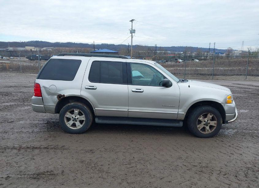 Photo 14 of 2004 Ford Explorer (VIN 1FMZU73K64UA02623)