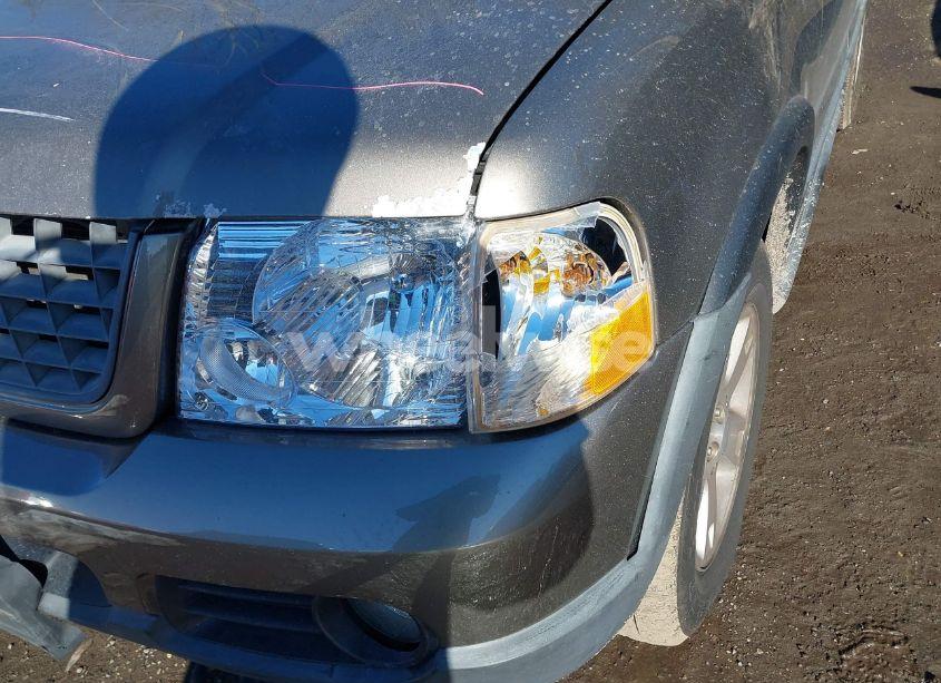 Photo 6 of 2004 Ford Explorer NBX/XLT (VIN 1FMZU73K64ZA34670)