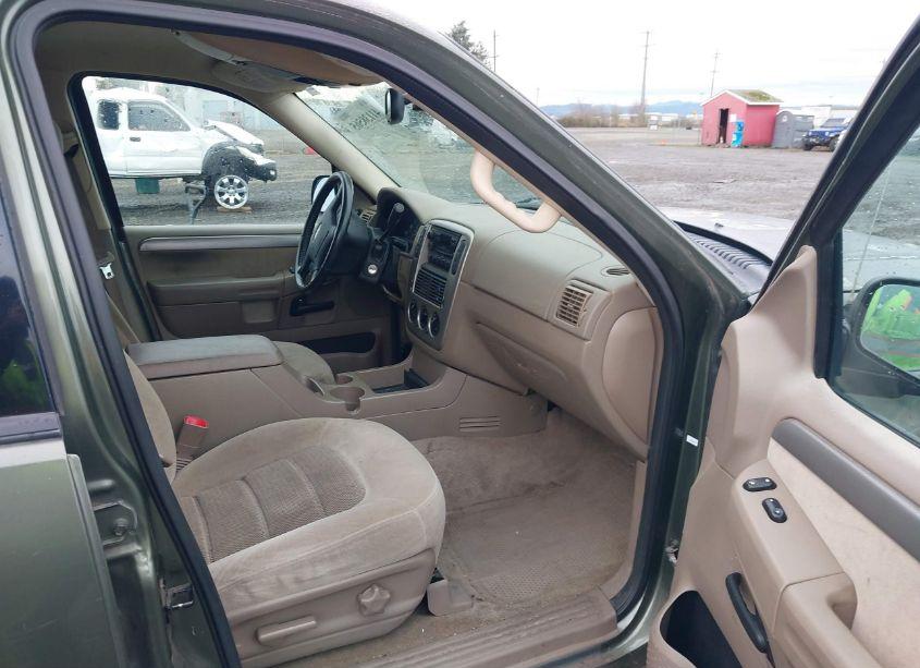 Photo 5 of 2004 Ford Explorer NBX/XLT (VIN 1FMZU73K64ZA43854)