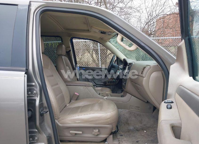 Photo 5 of 2004 Ford Explorer NBX/XLT (VIN 1FMZU73K64ZA59634)