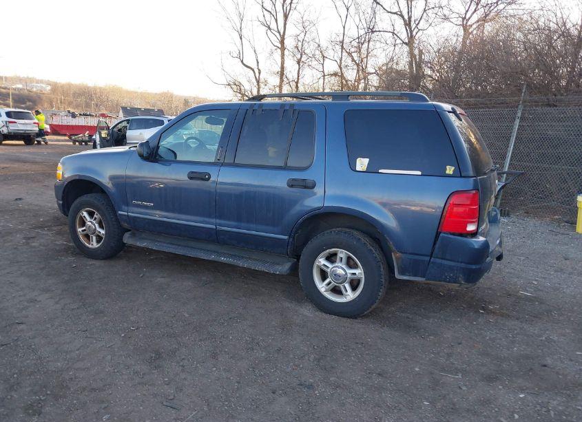 Photo 3 of 2004 Ford Explorer NBX/XLT (VIN 1FMZU73K64ZA70259)