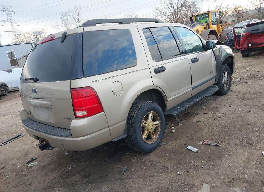 Photo 4 of 2005 Ford Explorer XLT/XLT SPORT (VIN 1FMZU73K65UB25453)