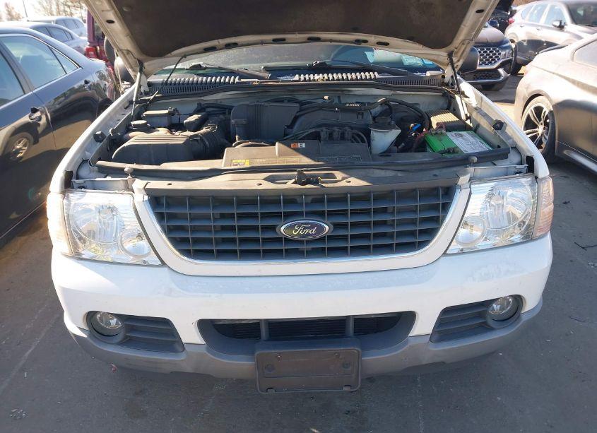 Photo 9 of 2002 Ford Explorer XLT (VIN 1FMZU73K72UD59242)