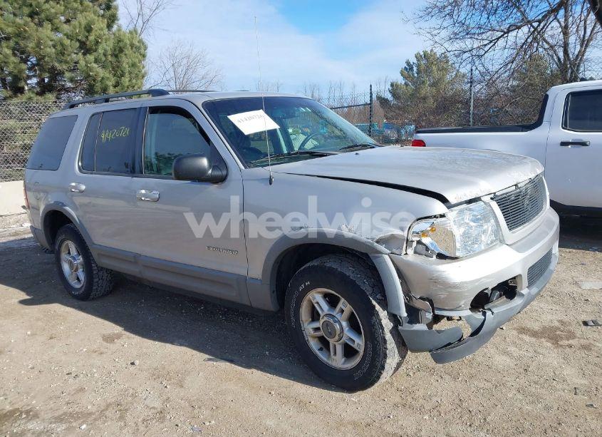 2002 Ford Explorer XLT (VIN 1FMZU73K72ZC89339) main photo
