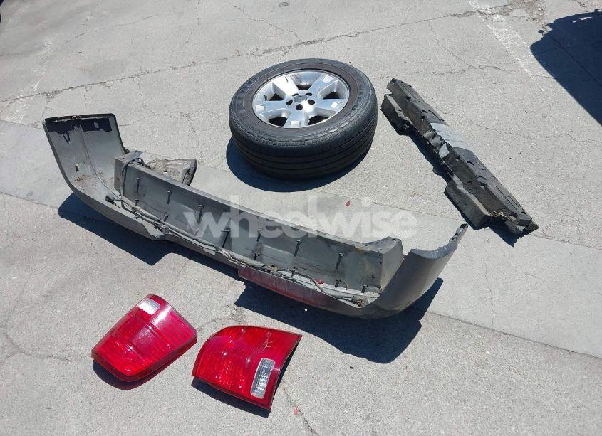 Photo 12 of 2002 Ford Explorer XLT (VIN 1FMZU73K92UD34066)