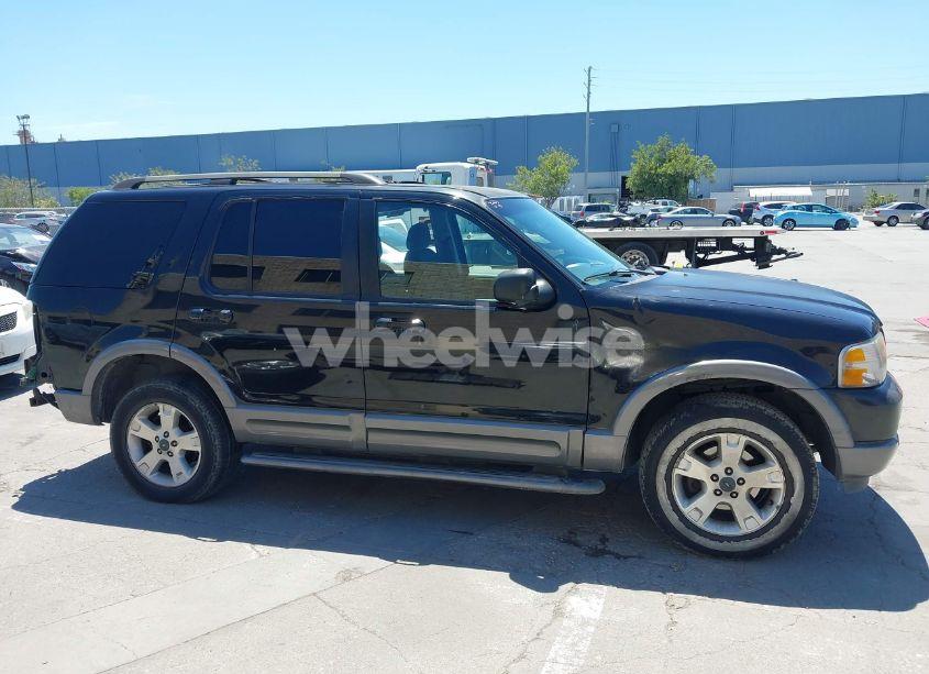 Photo 14 of 2002 Ford Explorer XLT (VIN 1FMZU73K92UD34066)