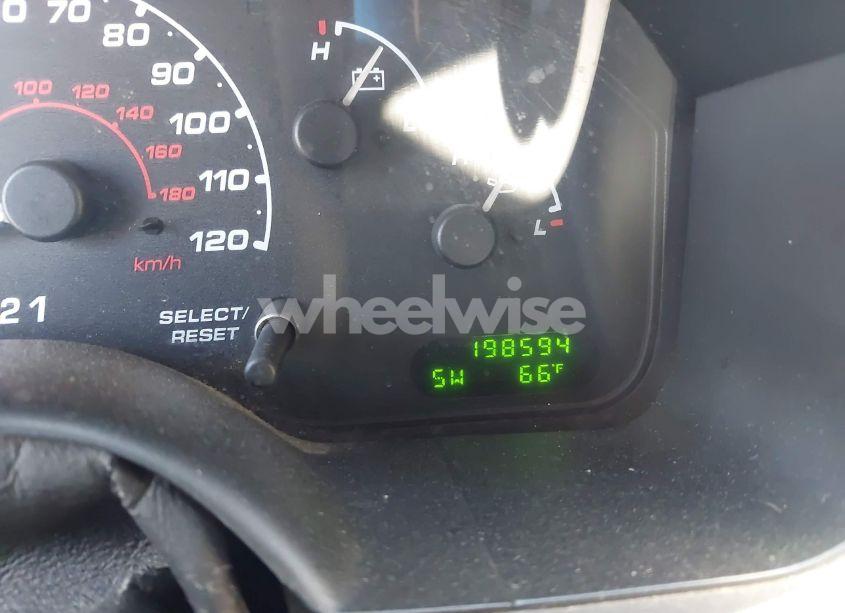 Photo 16 of 2002 Ford Explorer XLT (VIN 1FMZU73K92UD34066)