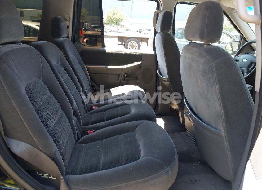 Photo 8 of 2002 Ford Explorer XLT (VIN 1FMZU73K92UD34066)