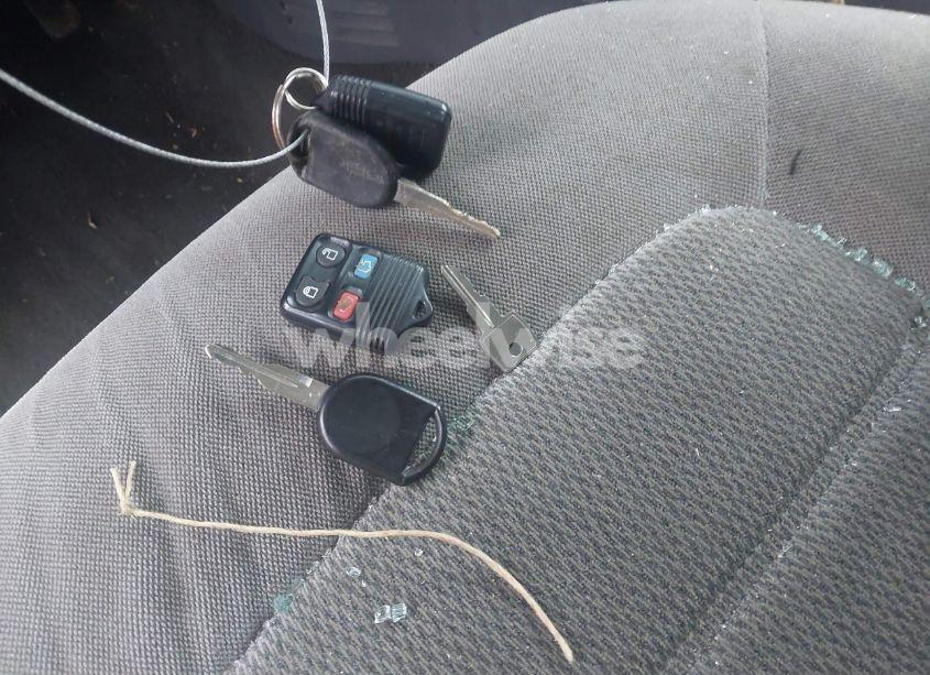 Photo 11 of 2005 Ford Explorer XLT/XLT SPORT (VIN 1FMZU73K95UB47611)