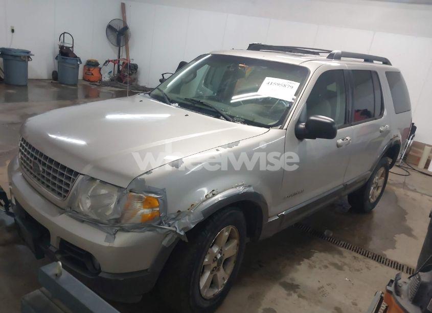 Photo 2 of 2005 Ford Explorer XLT/XLT SPORT (VIN 1FMZU73K95UB58818)