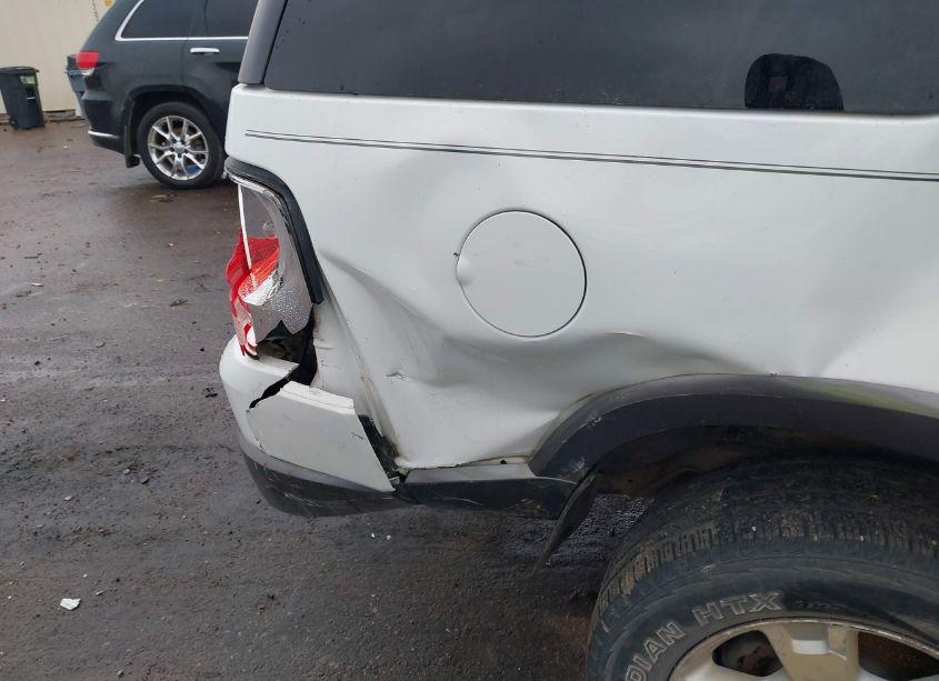 Photo 12 of 2005 Ford Explorer XLT/XLT SPORT (VIN 1FMZU73K95UB72136)