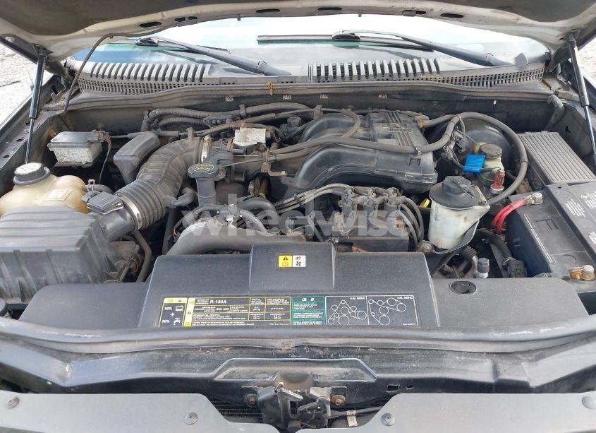 Photo 10 of 2002 Ford Explorer XLT (VIN 1FMZU73KX2ZC96222)