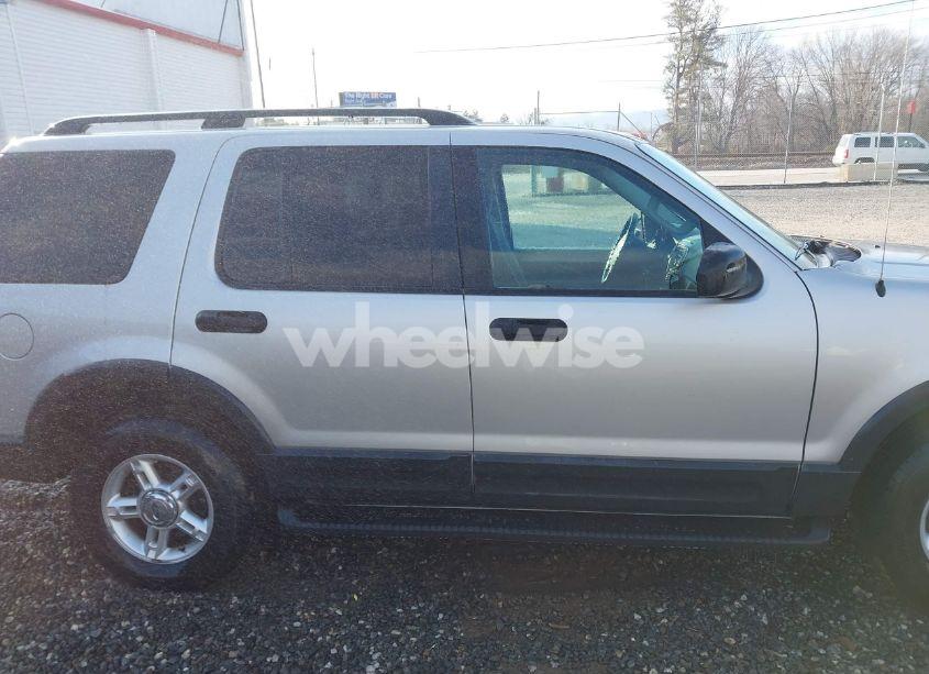 Photo 13 of 2003 Ford Explorer NBX/XLT (VIN 1FMZU73KX3UB83904)