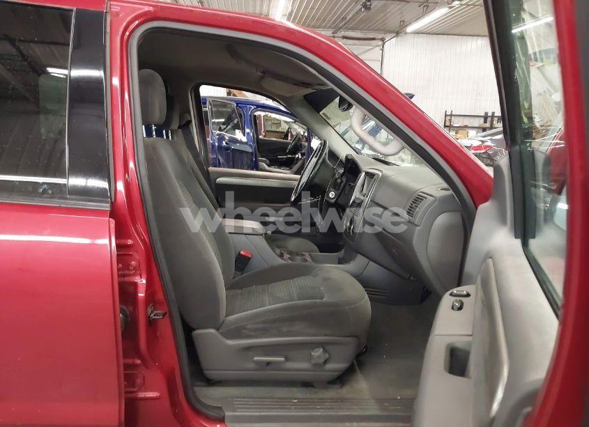 Photo 5 of 2003 Ford Explorer NBX/XLT (VIN 1FMZU73KX3ZA99553)