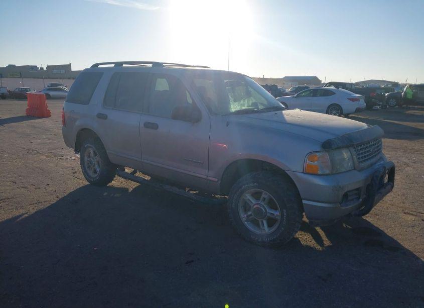2004 Ford Explorer (VIN 1FMZU73KX4ZA07780) main photo