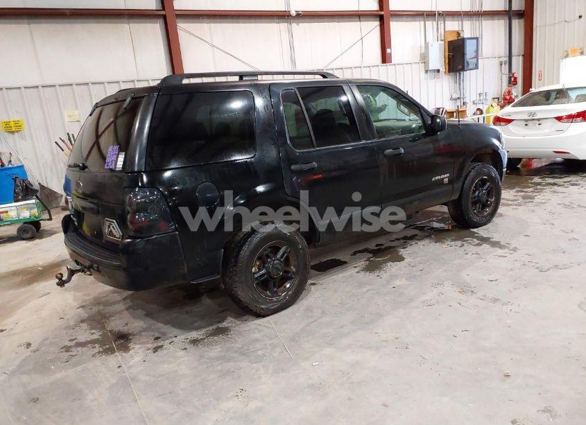 Photo 4 of 2004 Ford Explorer NBX/XLT (VIN 1FMZU73KX4ZB02954)