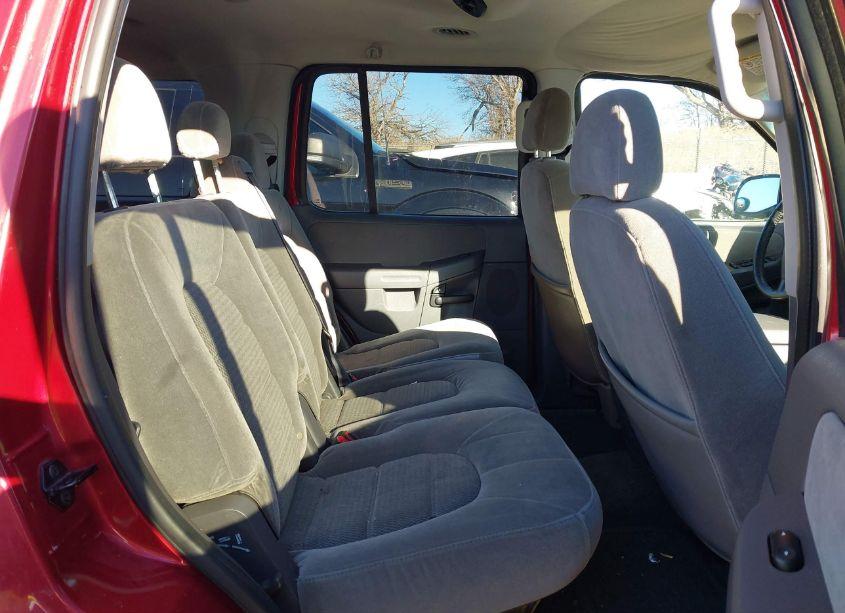 Photo 8 of 2005 Ford Explorer XLT/XLT SPORT (VIN 1FMZU73KX5UA99052)