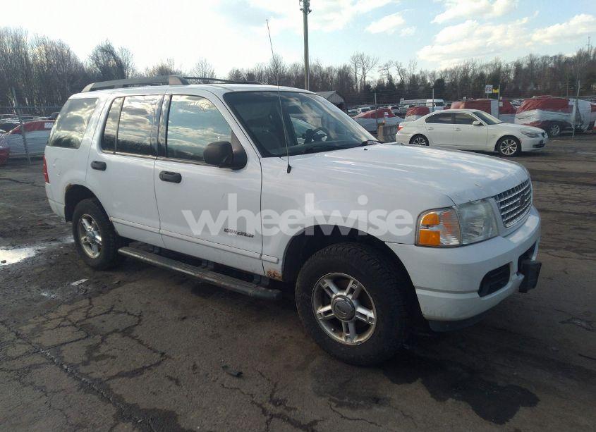 2005 Ford Explorer XLT SPORT/XLT (VIN 1FMZU73KX5ZA14441) main photo