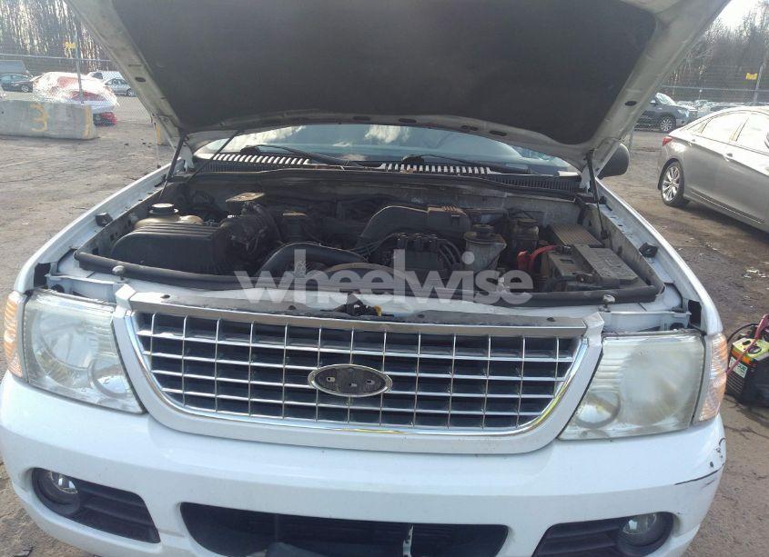 Photo 10 of 2005 Ford Explorer XLT SPORT/XLT (VIN 1FMZU73KX5ZA14441)