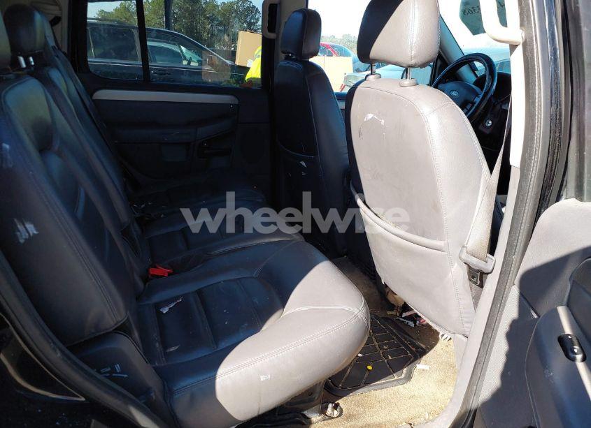 Photo 8 of 2003 Ford Explorer NBX/XLT (VIN 1FMZU73W03UA43556)