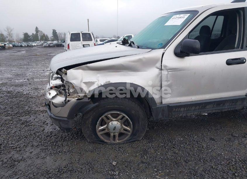 Photo 6 of 2003 Ford Explorer NBX/XLT (VIN 1FMZU73W13ZA42256)
