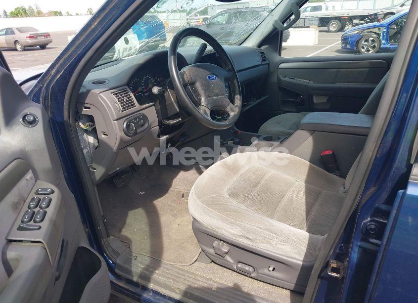 Photo 5 of 2004 Ford Explorer NBX/XLT (VIN 1FMZU73W34ZB38844)