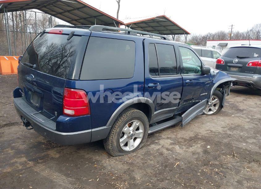 Photo 4 of 2004 Ford Explorer NBX/XLT (VIN 1FMZU73W44UA79929)