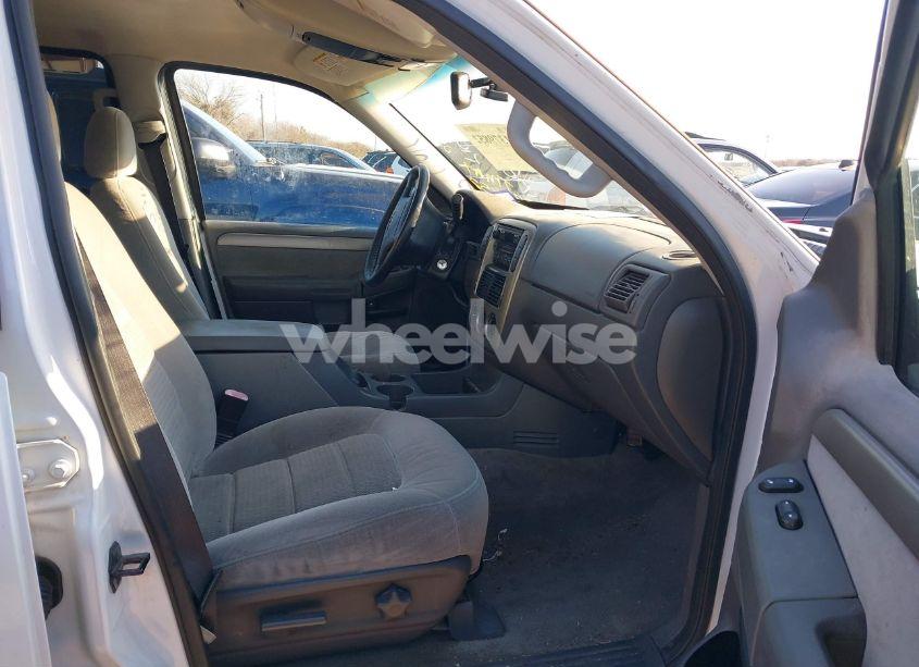 Photo 5 of 2004 Ford Explorer NBX/XLT (VIN 1FMZU73W44ZA61840)