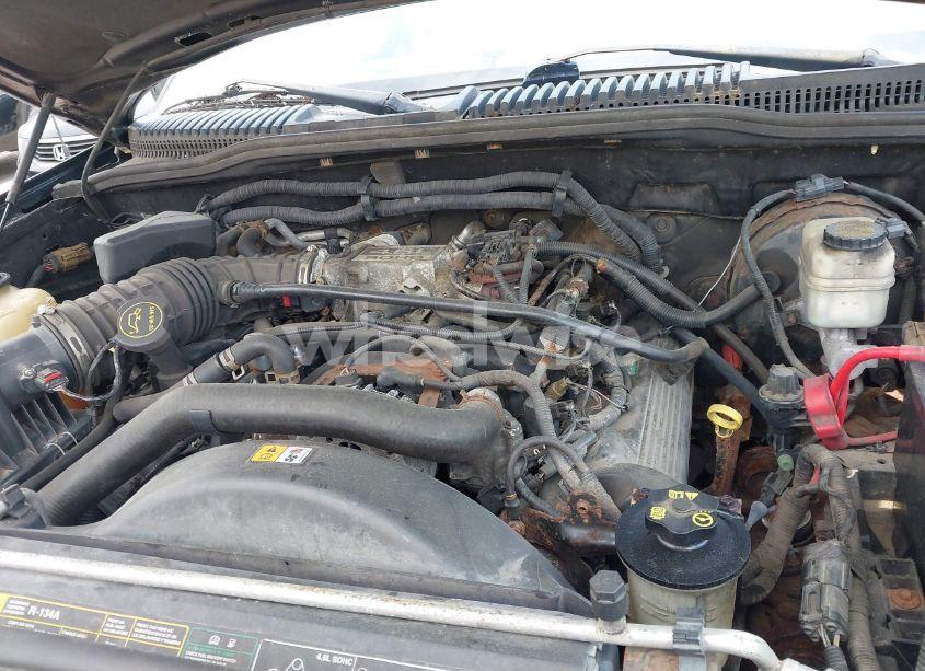 Photo 10 of 2005 Ford Explorer XLT/XLT SPORT (VIN 1FMZU73W45UB57109)