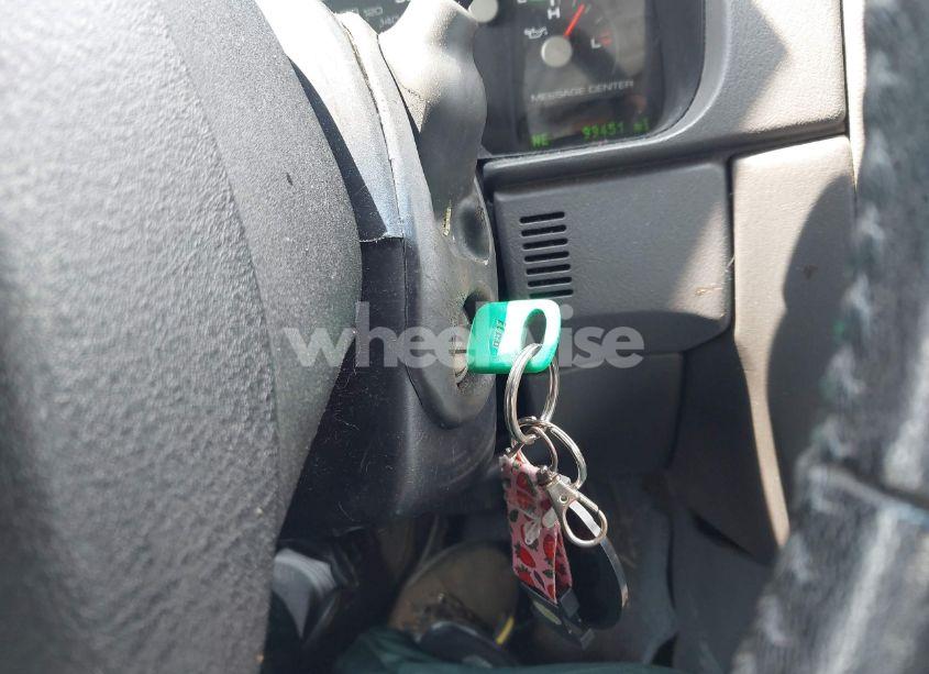 Photo 11 of 2005 Ford Explorer XLT/XLT SPORT (VIN 1FMZU73W45UB57109)