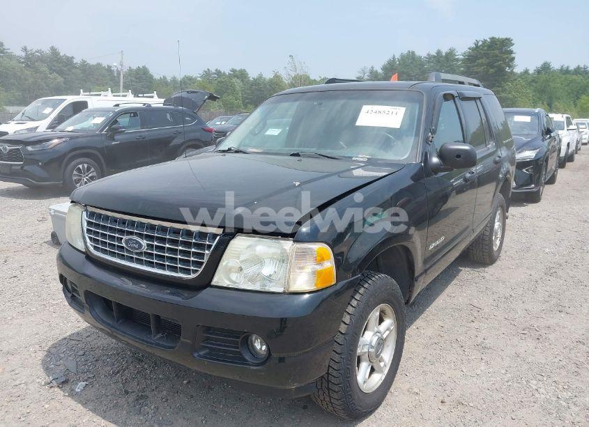 Photo 2 of 2005 Ford Explorer XLT/XLT SPORT (VIN 1FMZU73W45UB57109)