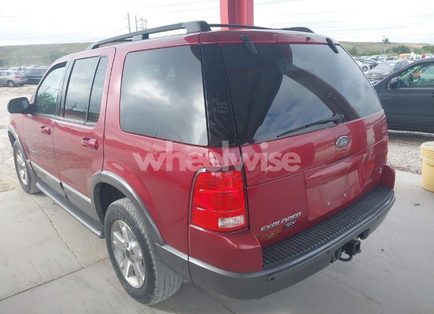 Photo 3 of 2004 Ford Explorer NBX/XLT (VIN 1FMZU73W64UA92357)
