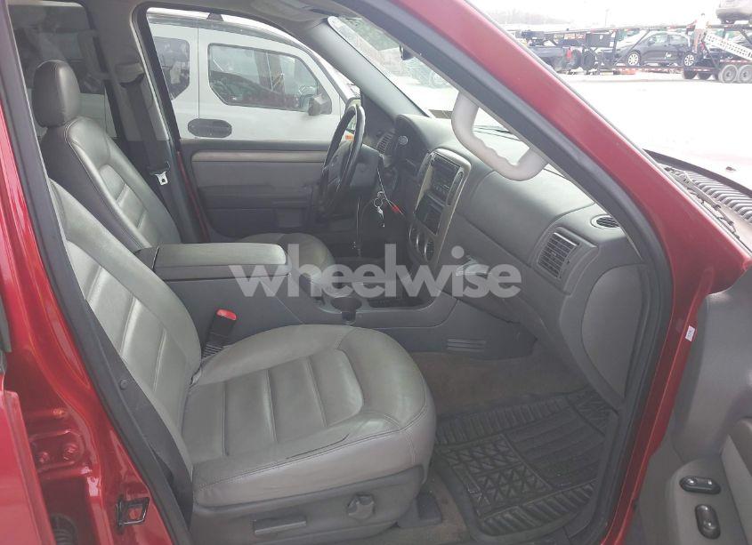 Photo 5 of 2004 Ford Explorer NBX/XLT (VIN 1FMZU73W64UA92357)