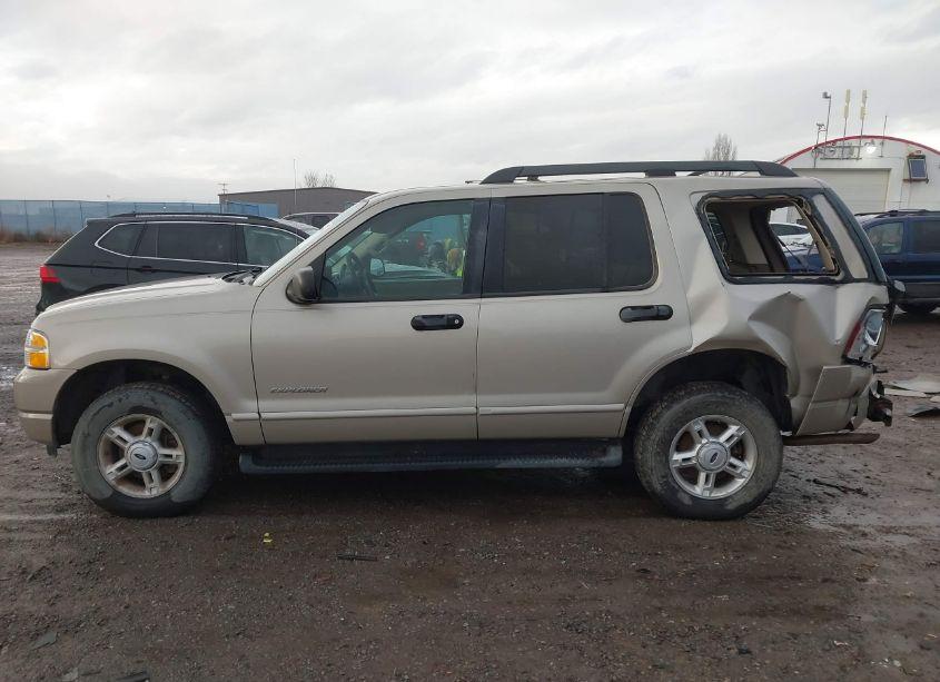 Photo 14 of 2005 Ford Explorer XLT/XLT SPORT (VIN 1FMZU73W75UB57556)