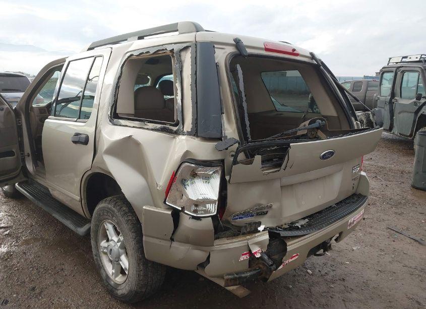 Photo 6 of 2005 Ford Explorer XLT/XLT SPORT (VIN 1FMZU73W75UB57556)