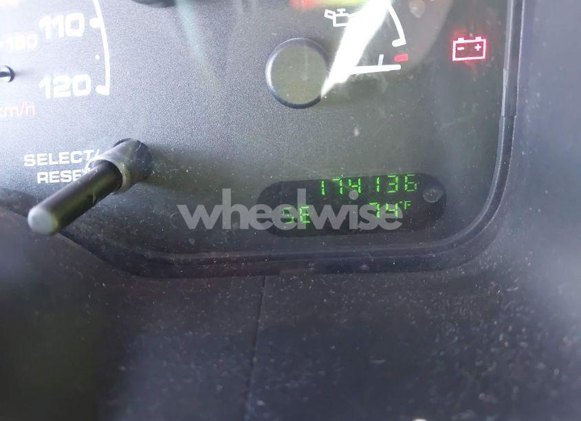 Photo 7 of 2002 Ford Explorer XLT (VIN 1FMZU73W82ZB78429)