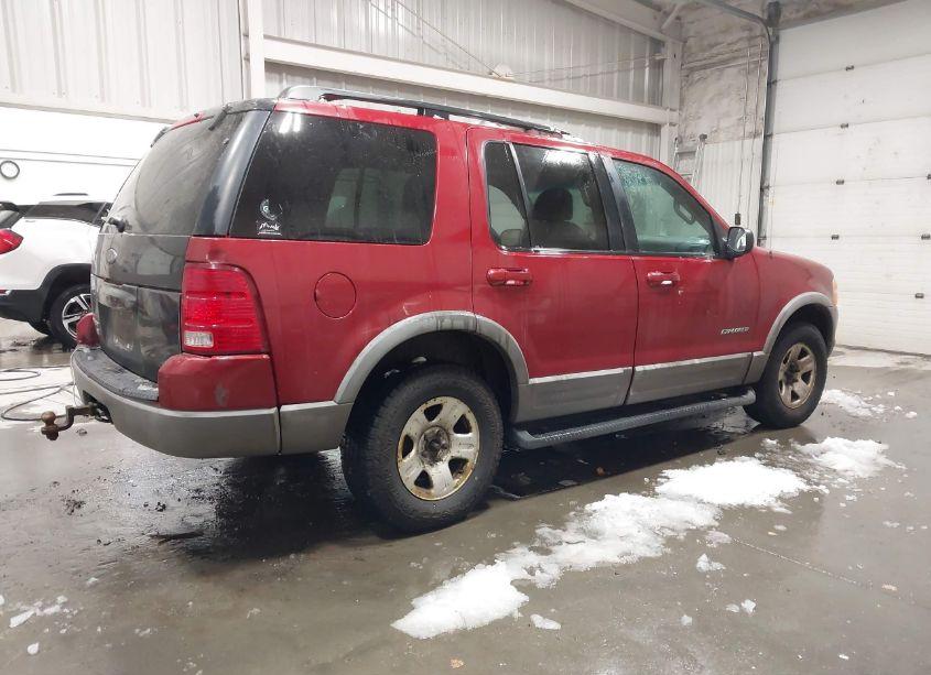 Photo 4 of 2002 Ford Explorer XLT (VIN 1FMZU73WX2ZC18767)