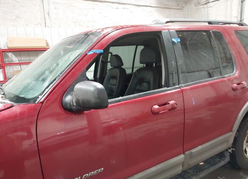 Photo 6 of 2002 Ford Explorer XLT (VIN 1FMZU73WX2ZC18767)