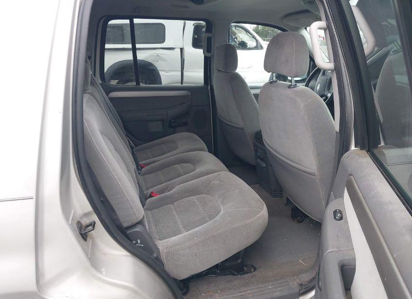 Photo 8 of 2004 Ford Explorer NBX/XLT (VIN 1FMZU73WX4UA72922)