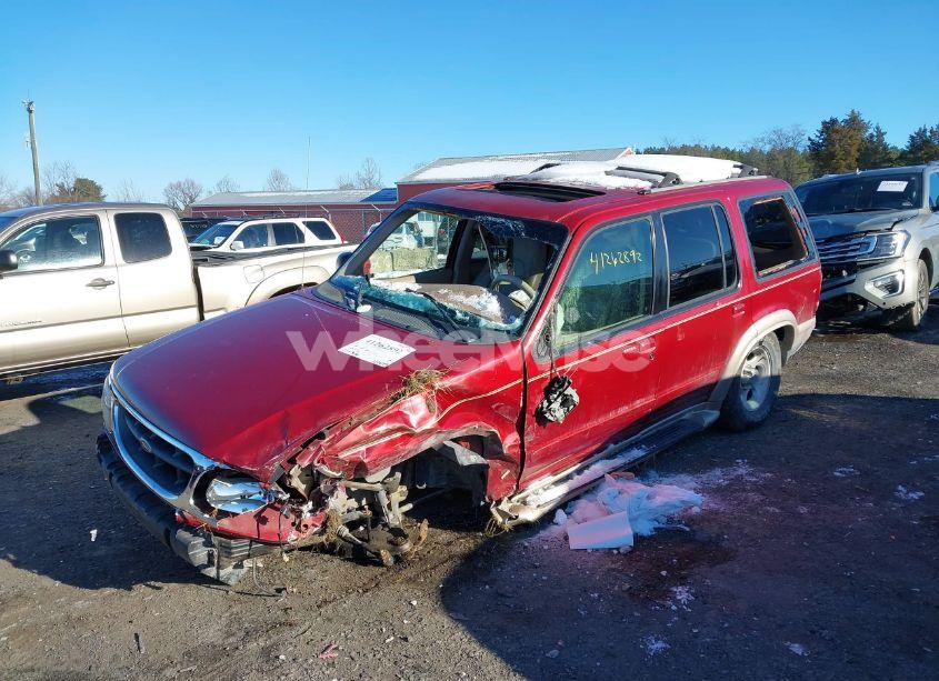 Photo 2 of 2000 Ford Explorer EDDIE BAUER (VIN 1FMZU74E2YZA71908)