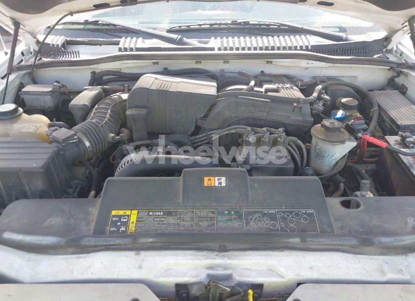 Photo 10 of 2002 Ford Explorer EDDIE BAUER (VIN 1FMZU74E32ZB77338)