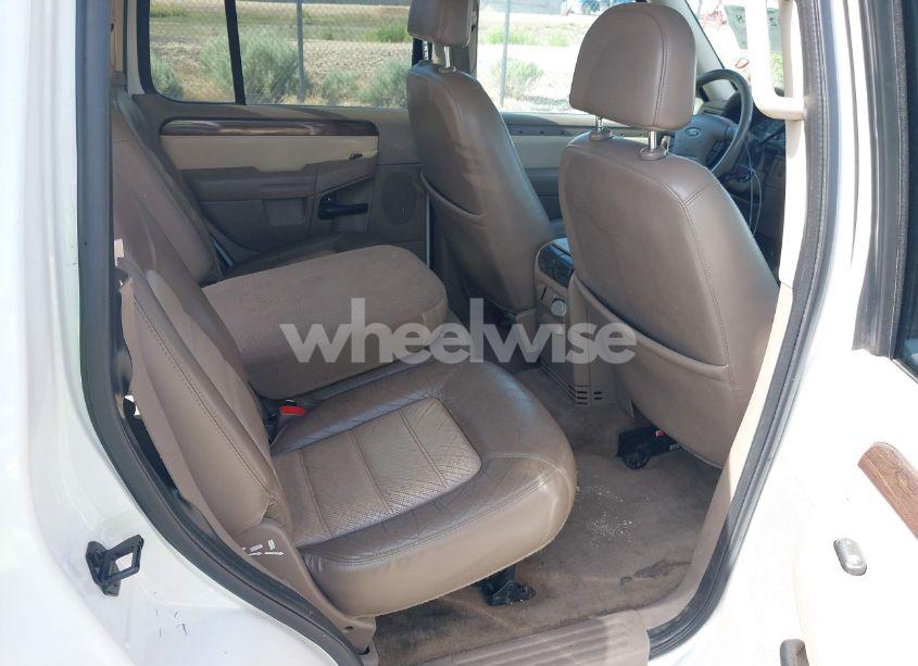 Photo 8 of 2002 Ford Explorer EDDIE BAUER (VIN 1FMZU74E32ZB77338)