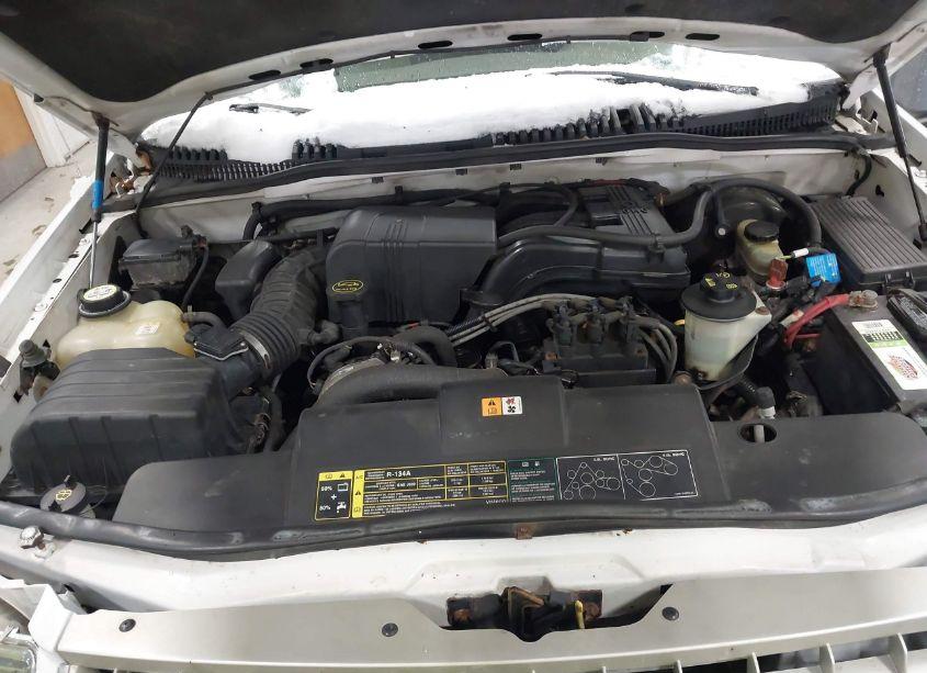 Photo 10 of 2002 Ford Explorer EDDIE BAUER (VIN 1FMZU74E52ZA85874)